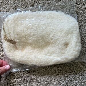 Wantable Sherpa Belt Bag